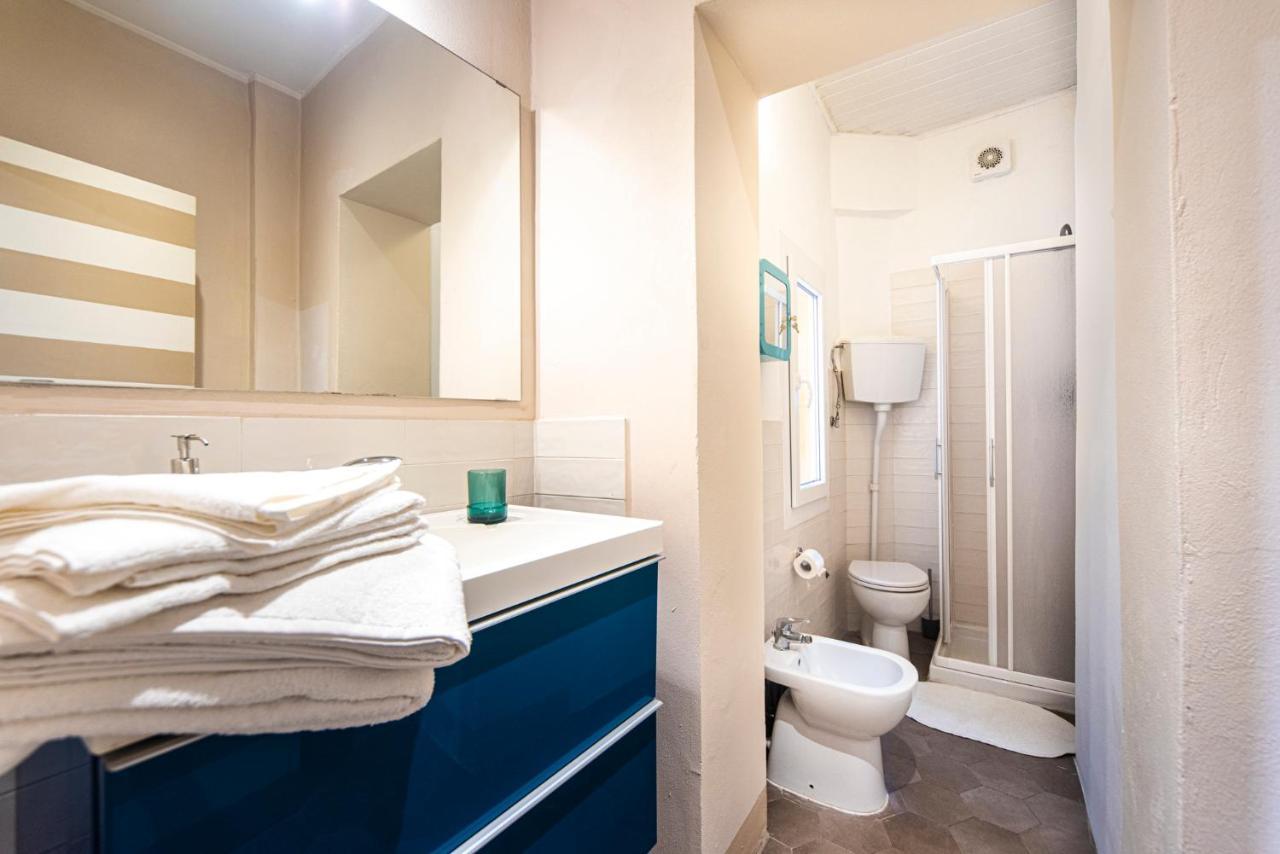 Reggio Center Lovely Apartments Реджонель-Эмилия Экстерьер фото
