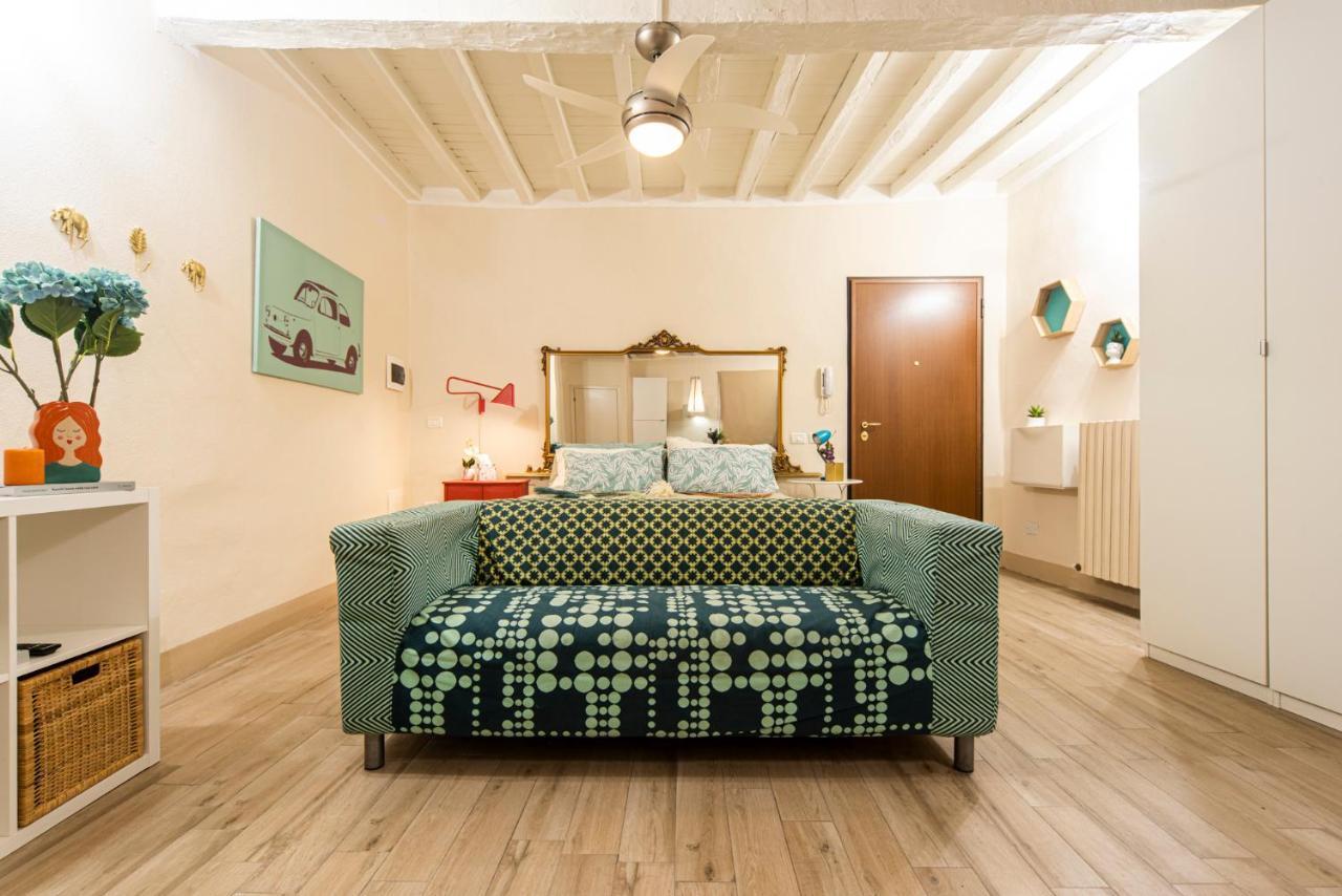 Reggio Center Lovely Apartments Реджонель-Эмилия Экстерьер фото
