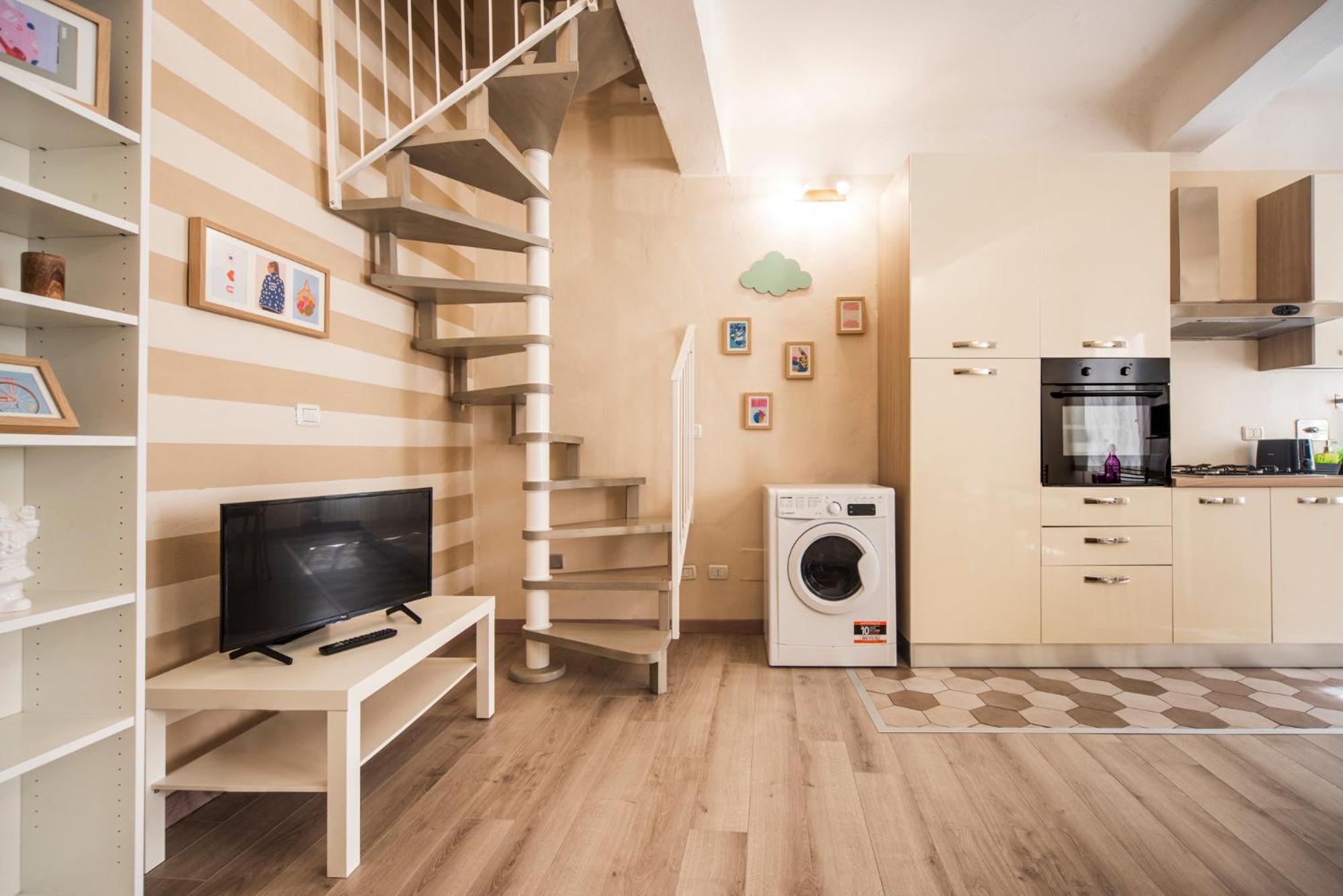 Reggio Center Lovely Apartments Реджонель-Эмилия Экстерьер фото